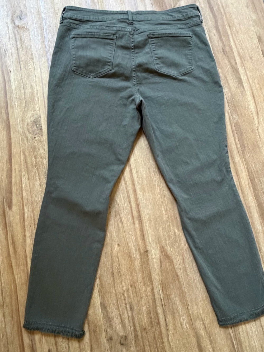 NYDJ Topiary Green Alina Ankle Stretch Jeans - Picture 7 of 9